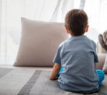 Estimating an invisible Population: Children Exposed to Family Overdose Deaths